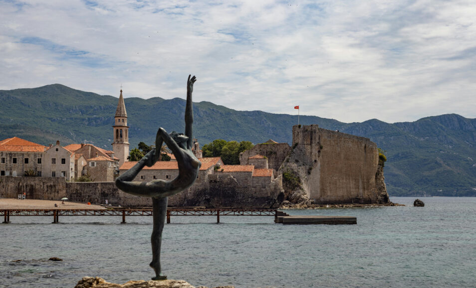 Budva Ballerina